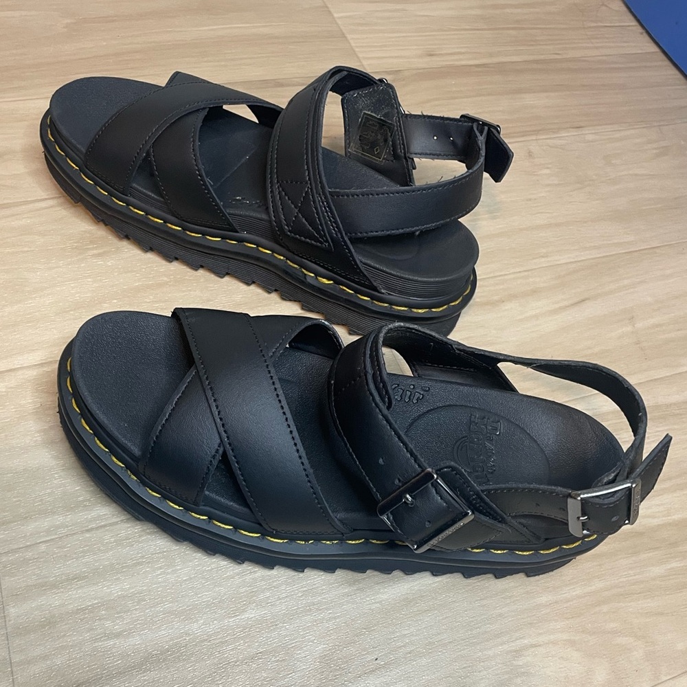 Doc Martens Voss Sandals